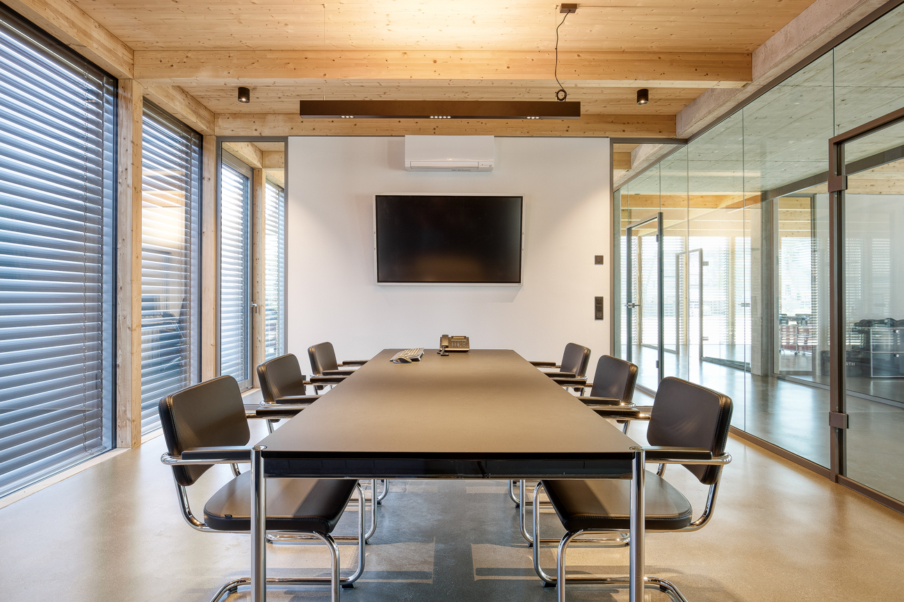 Peter Bedachungen . Bielefeld